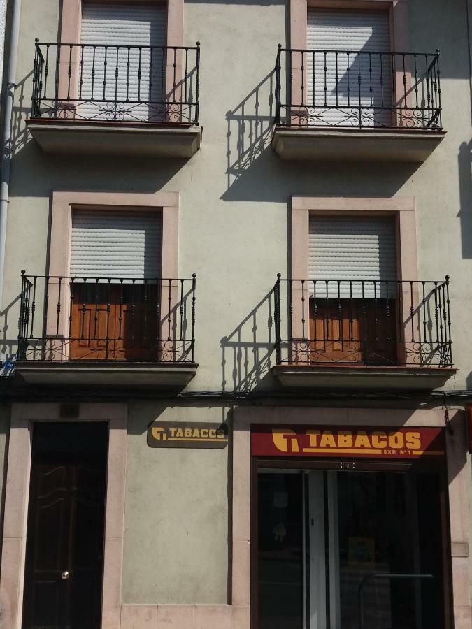 Casa El Reloj Apartamento Mombeltrán Exterior foto